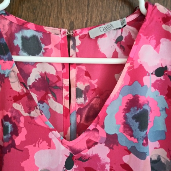 Dalia floral romper - Picture 4 of 7